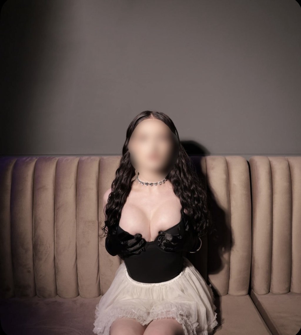 Юля: проститутки индивидуалки в Омске