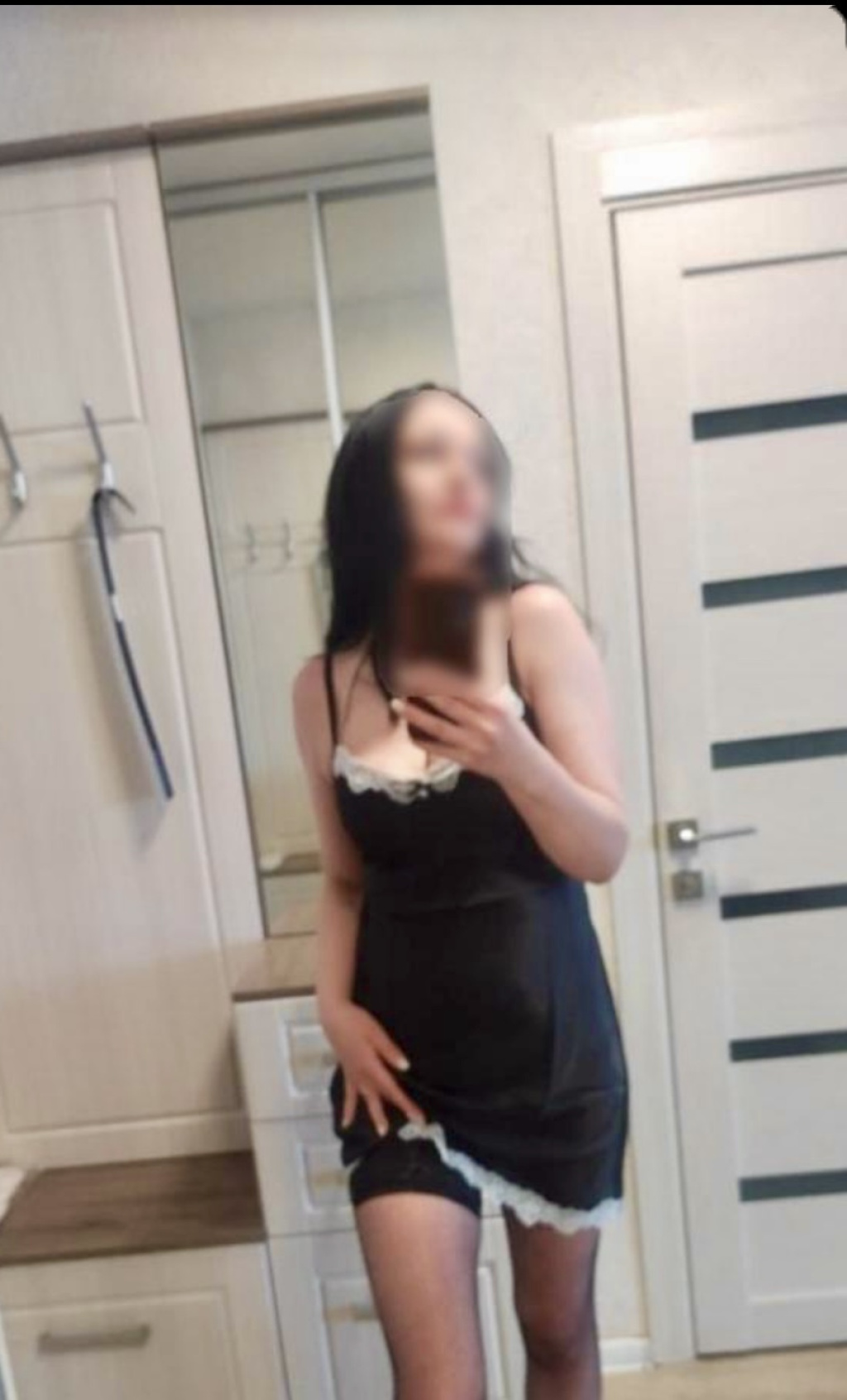 Лейла: проститутки индивидуалки в Омске