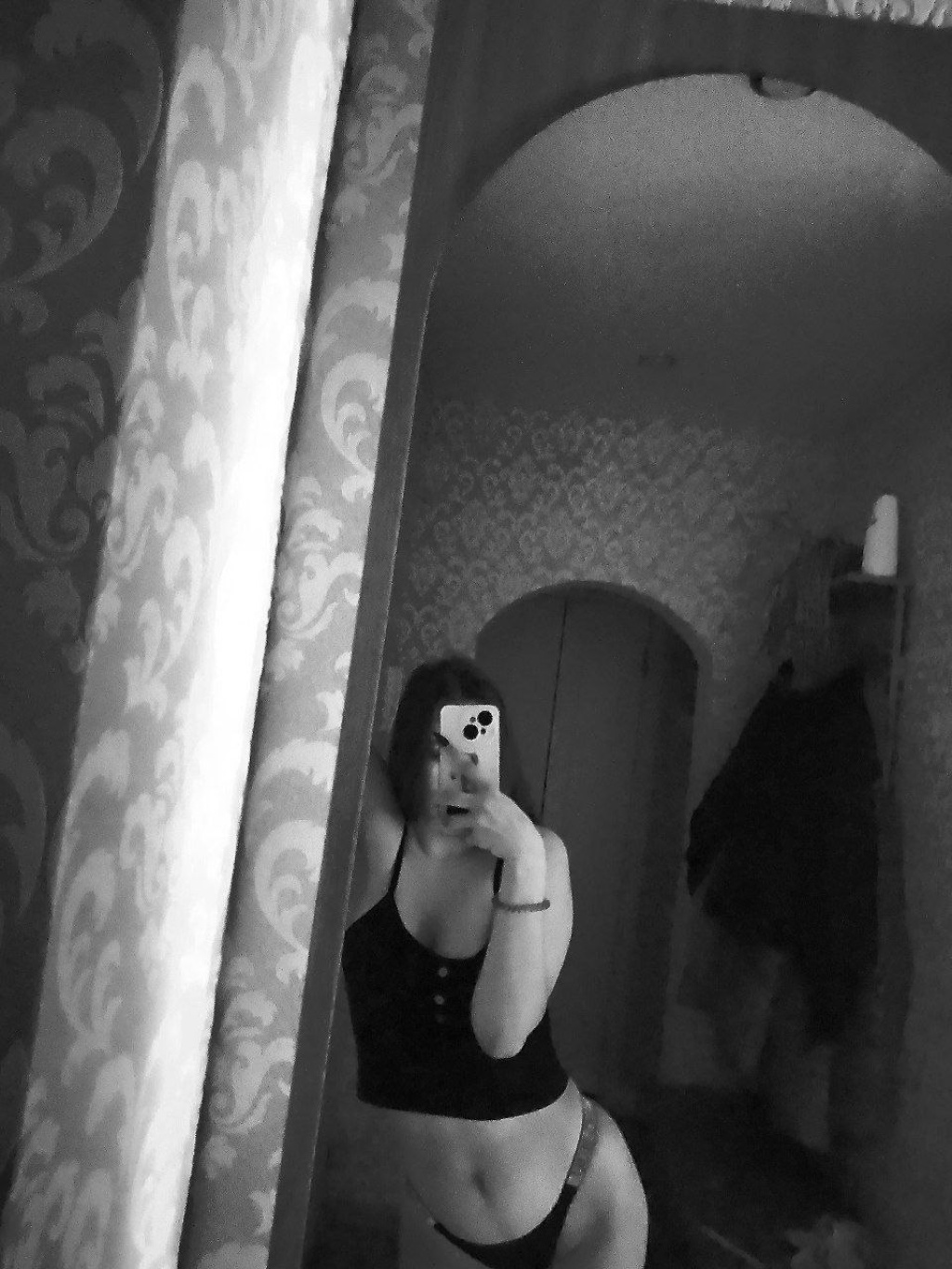 Настя: проститутки индивидуалки в Омске