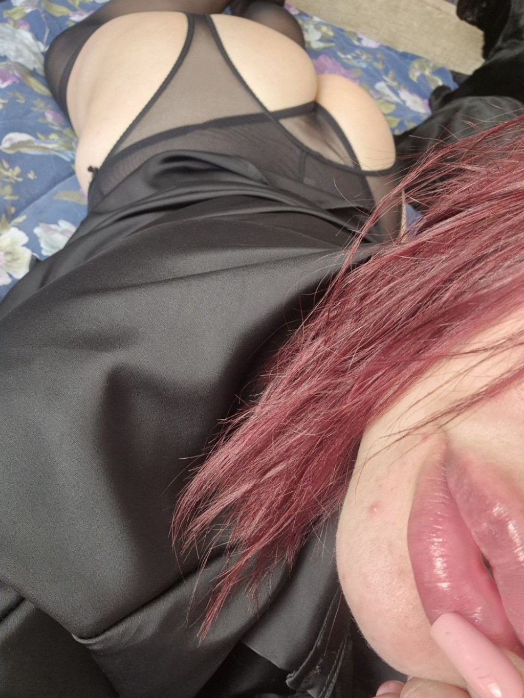 Юленька: проститутки индивидуалки в Омске