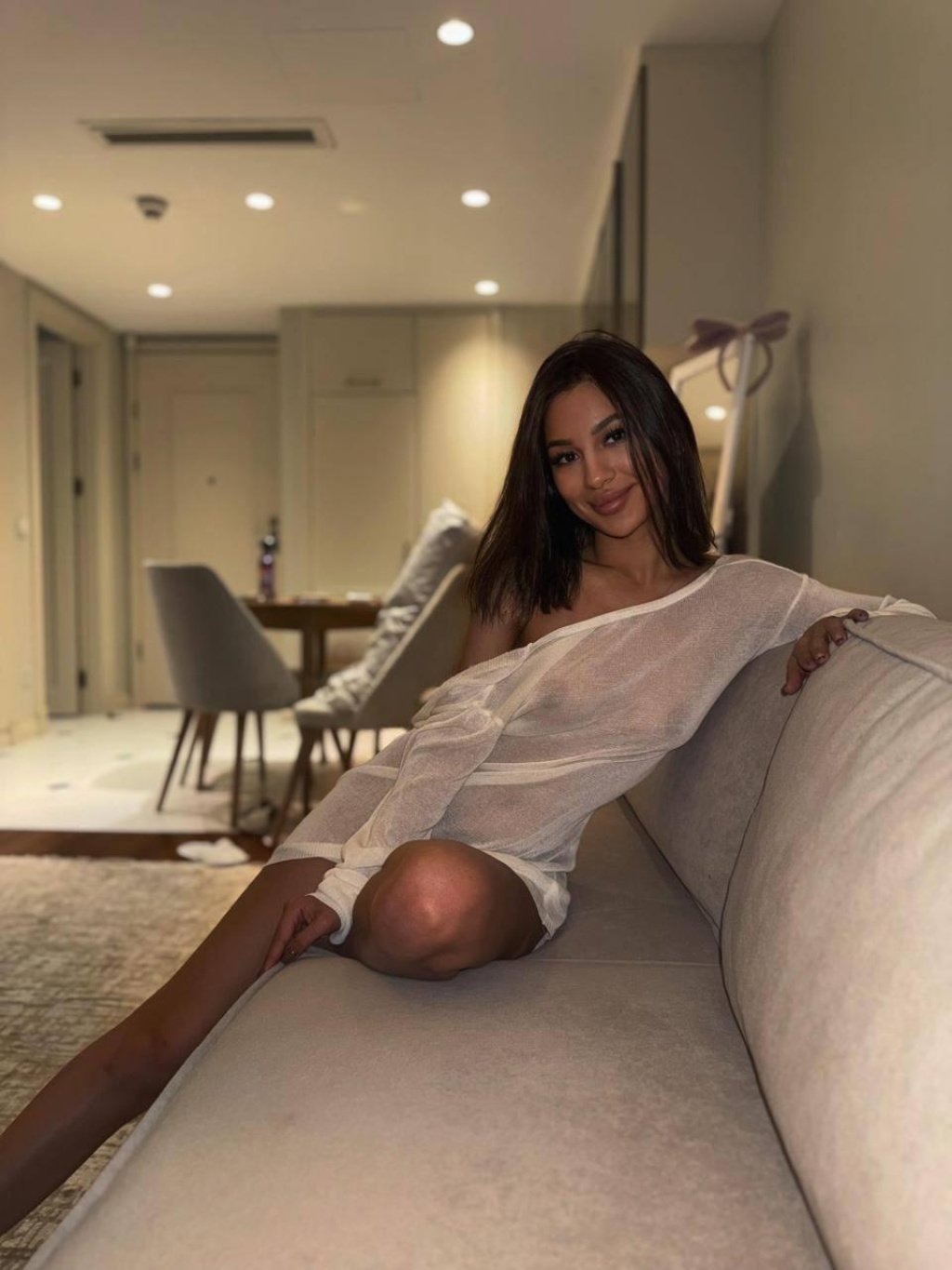 Алисазагорелая : проститутки индивидуалки в Омске