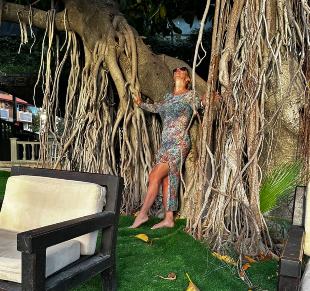 Видео: проститутки индивидуалки в Омске