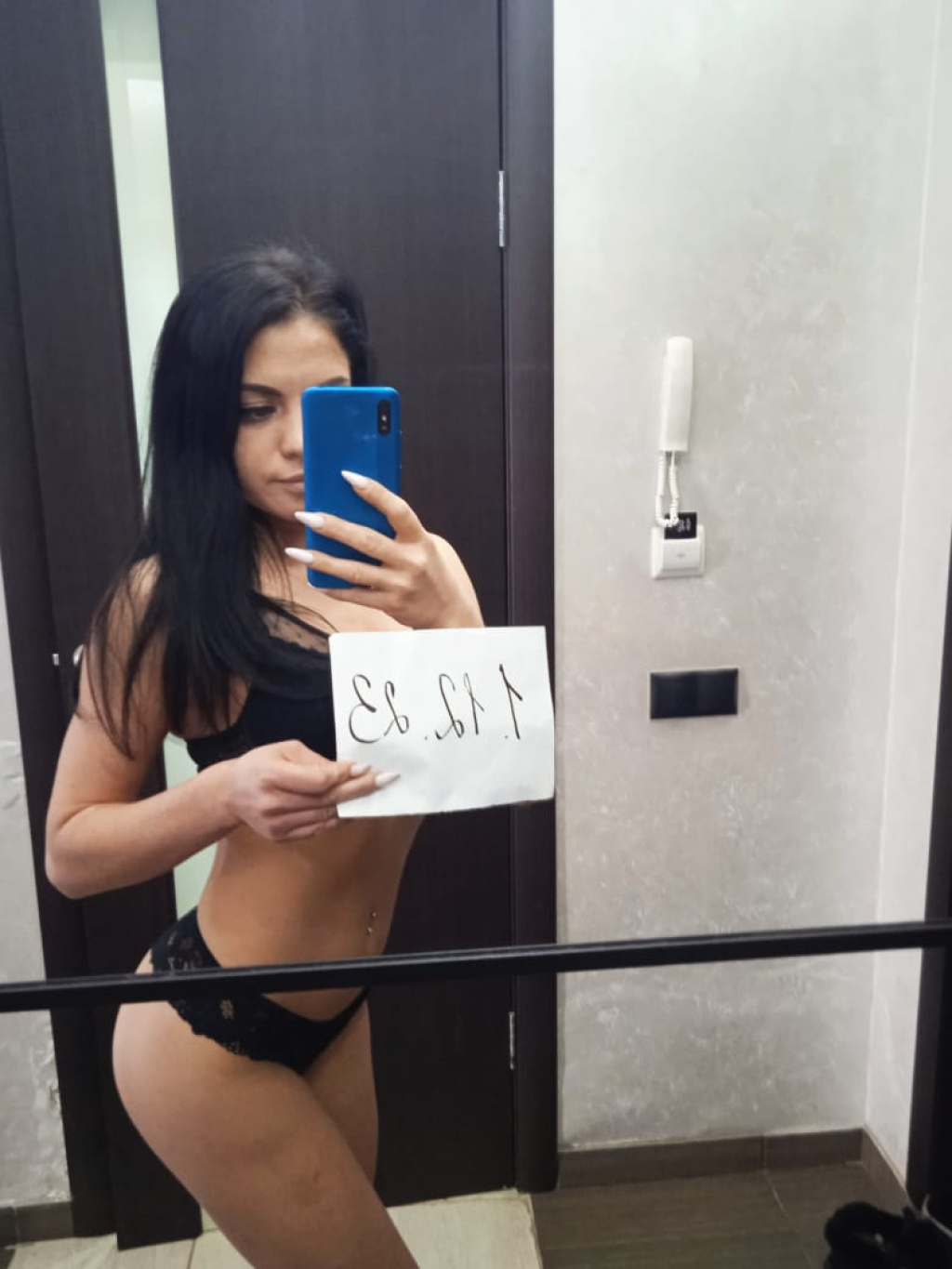 Анна : проститутки индивидуалки в Омске