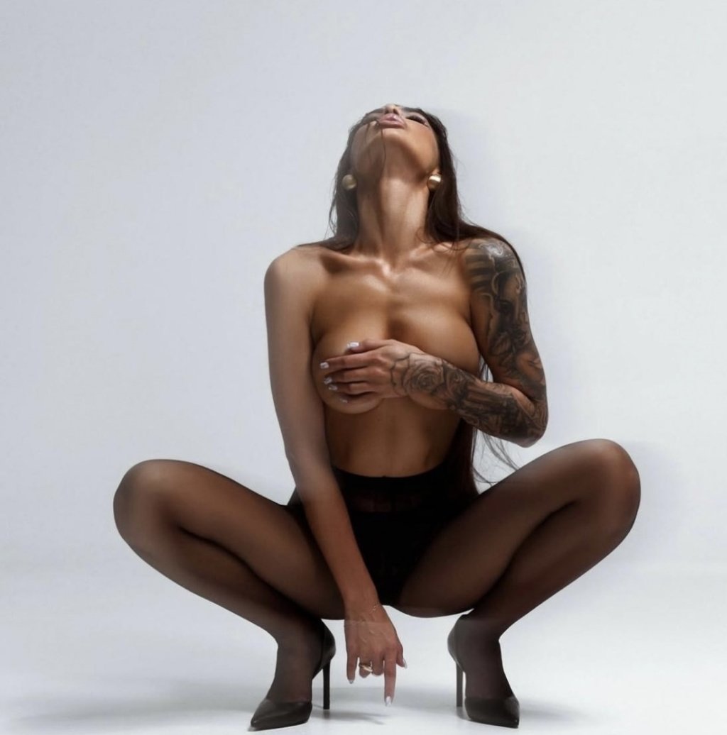 Елизавета: проститутки индивидуалки в Омске