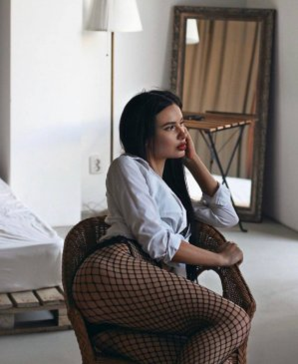 Лиза Инди: проститутки индивидуалки в Омске