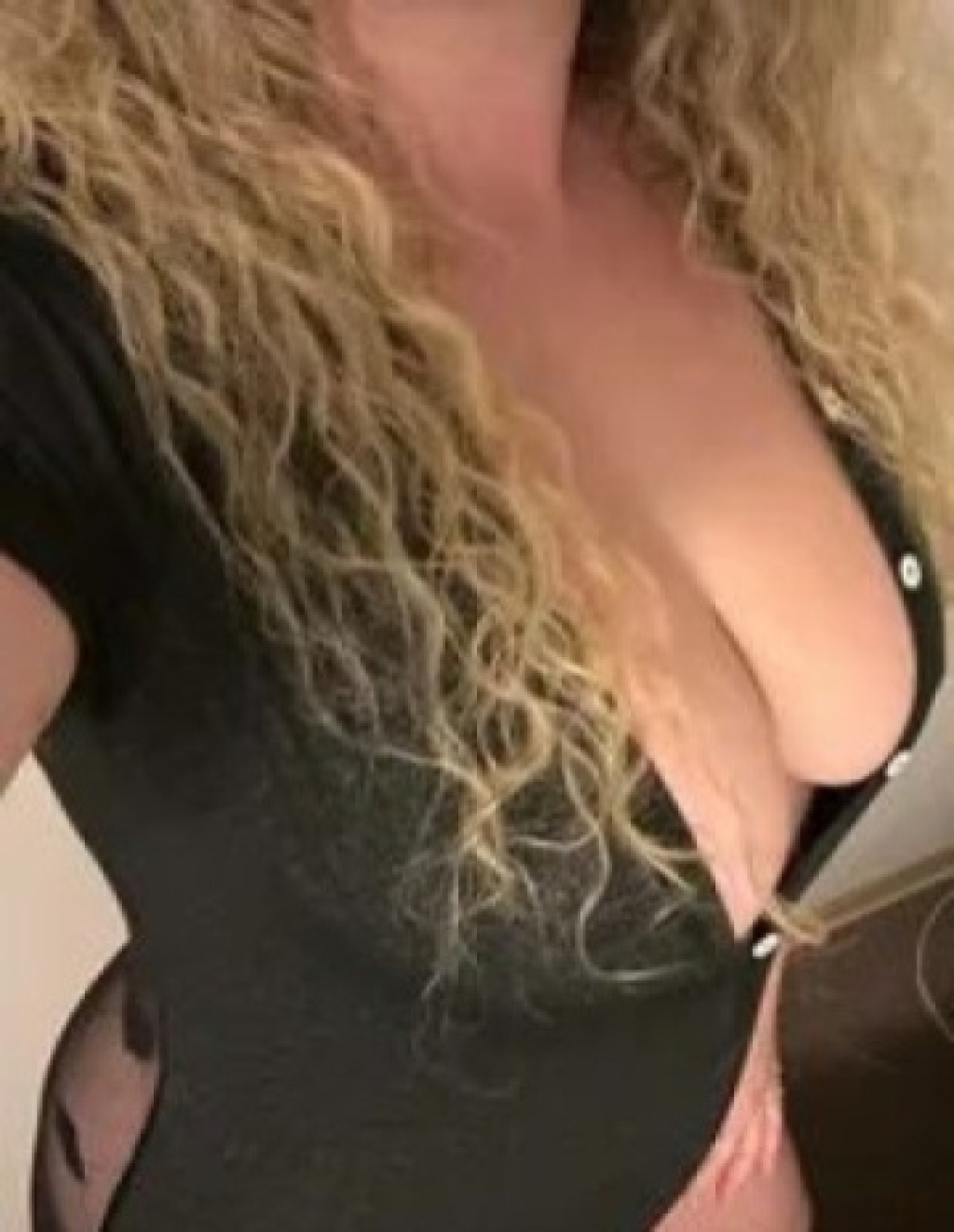 Ксюша у ЦИРКА : проститутки индивидуалки в Омске