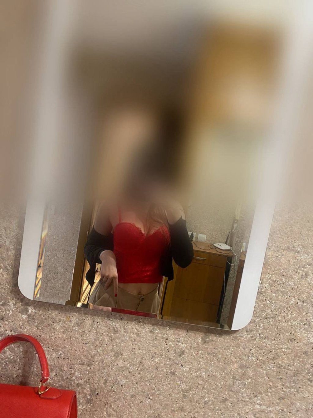 Венера: проститутки индивидуалки в Омске