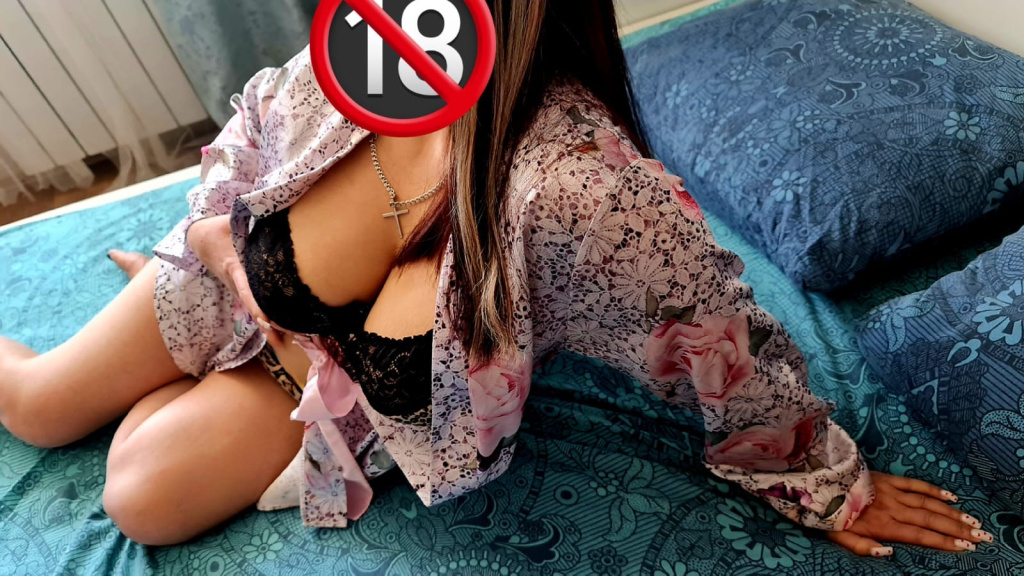 Карина : проститутки индивидуалки в Омске