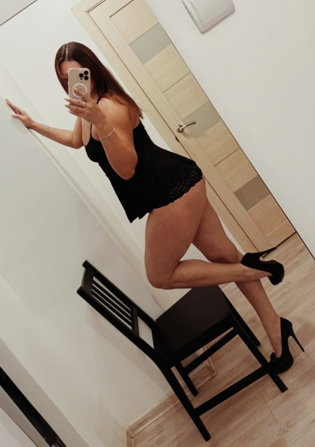 Ксения: проститутки индивидуалки в Омске